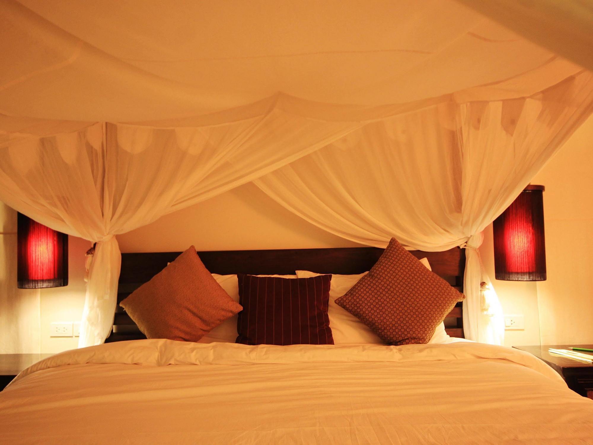 Two Villas Holiday Oriental Style Layan Beach Phuket المظهر الخارجي الصورة